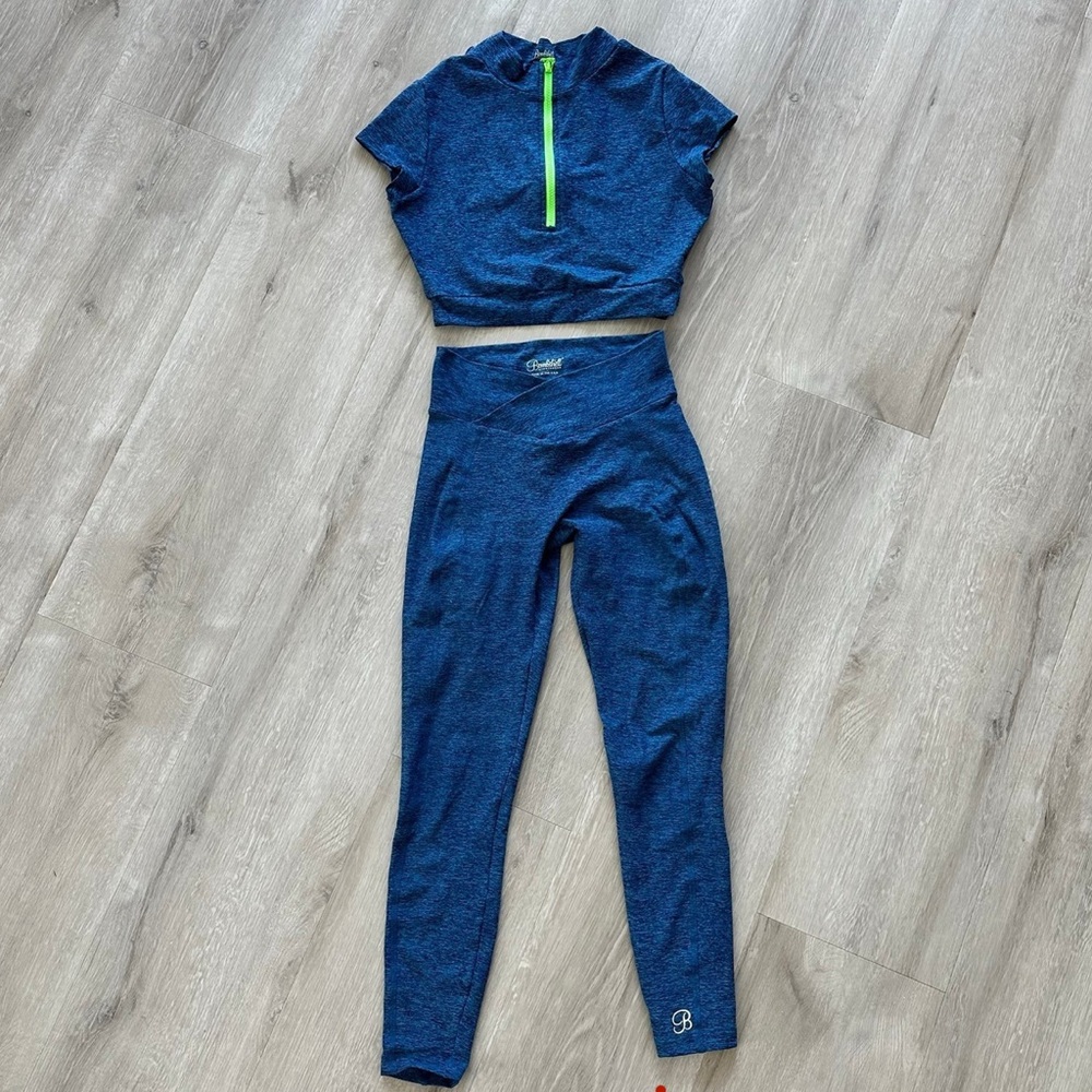 Bombshell Sportswear Heather Blue Set - Picture 2 of 11